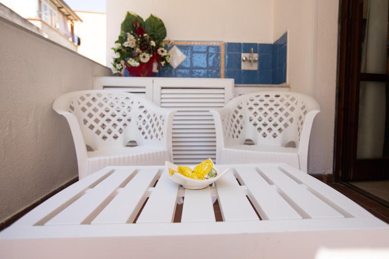 La Casa Di Nana' Locazione Turistica Apartment *